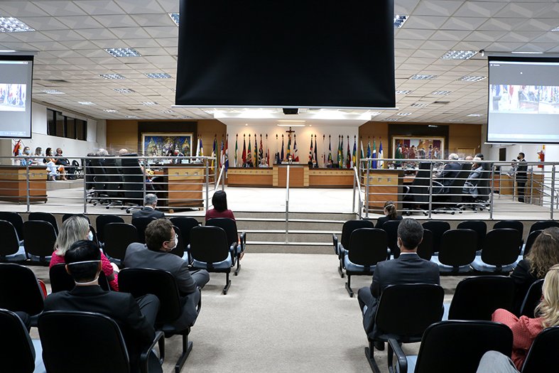 O Tribunal de Justiça do Espírito Santo (TJES) recebeu essa semana, do dia 13 ao dia 17/9, uma equipe da Corregedoria Nacional de Justiça para uma inspeção de rotina.